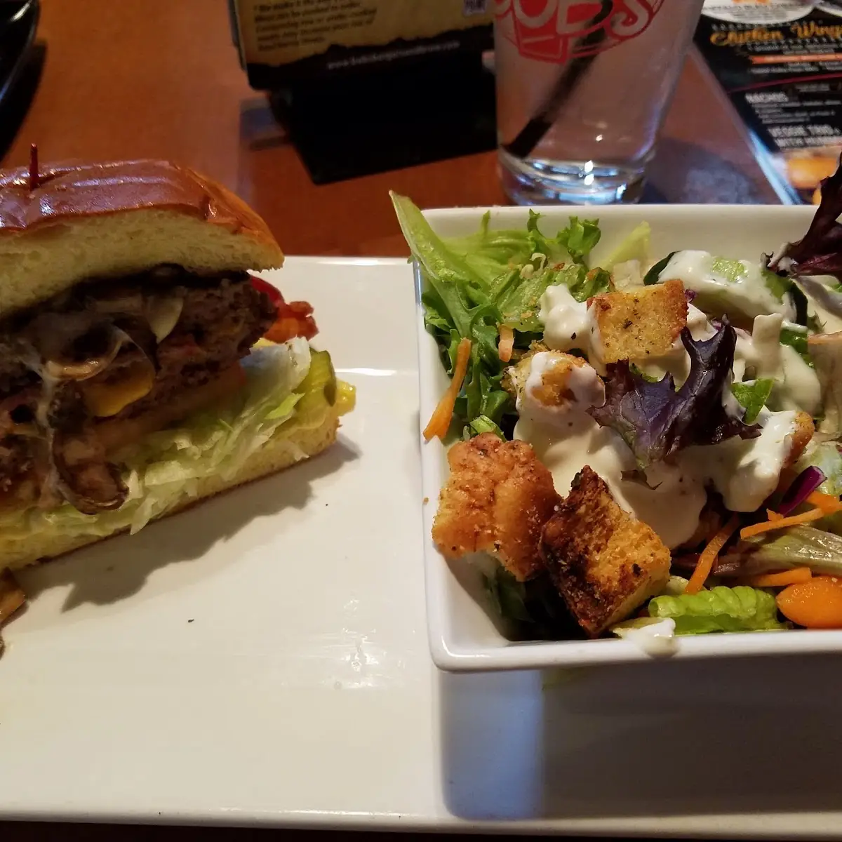 I 2 Bonanza Burger Side Salad