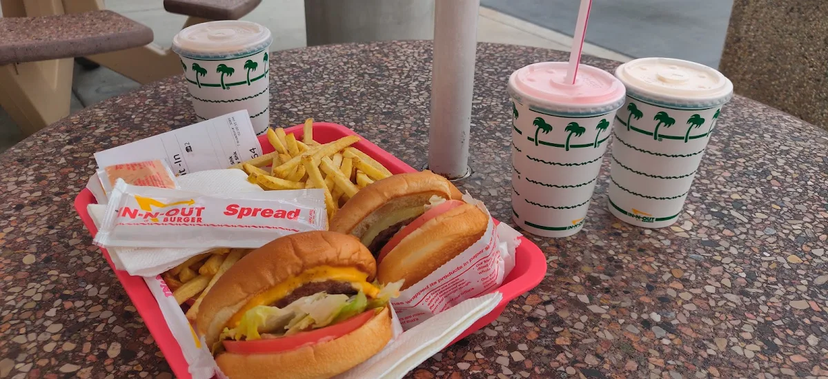 Cheeseburger Combo