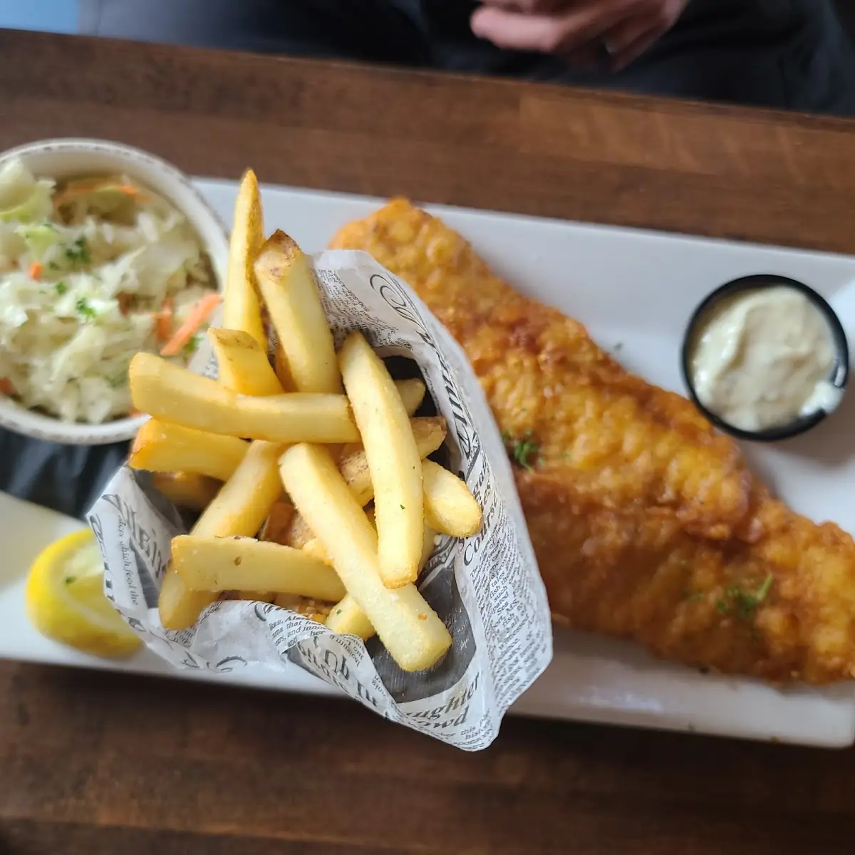 Crispy Fish and Chips with Lemon