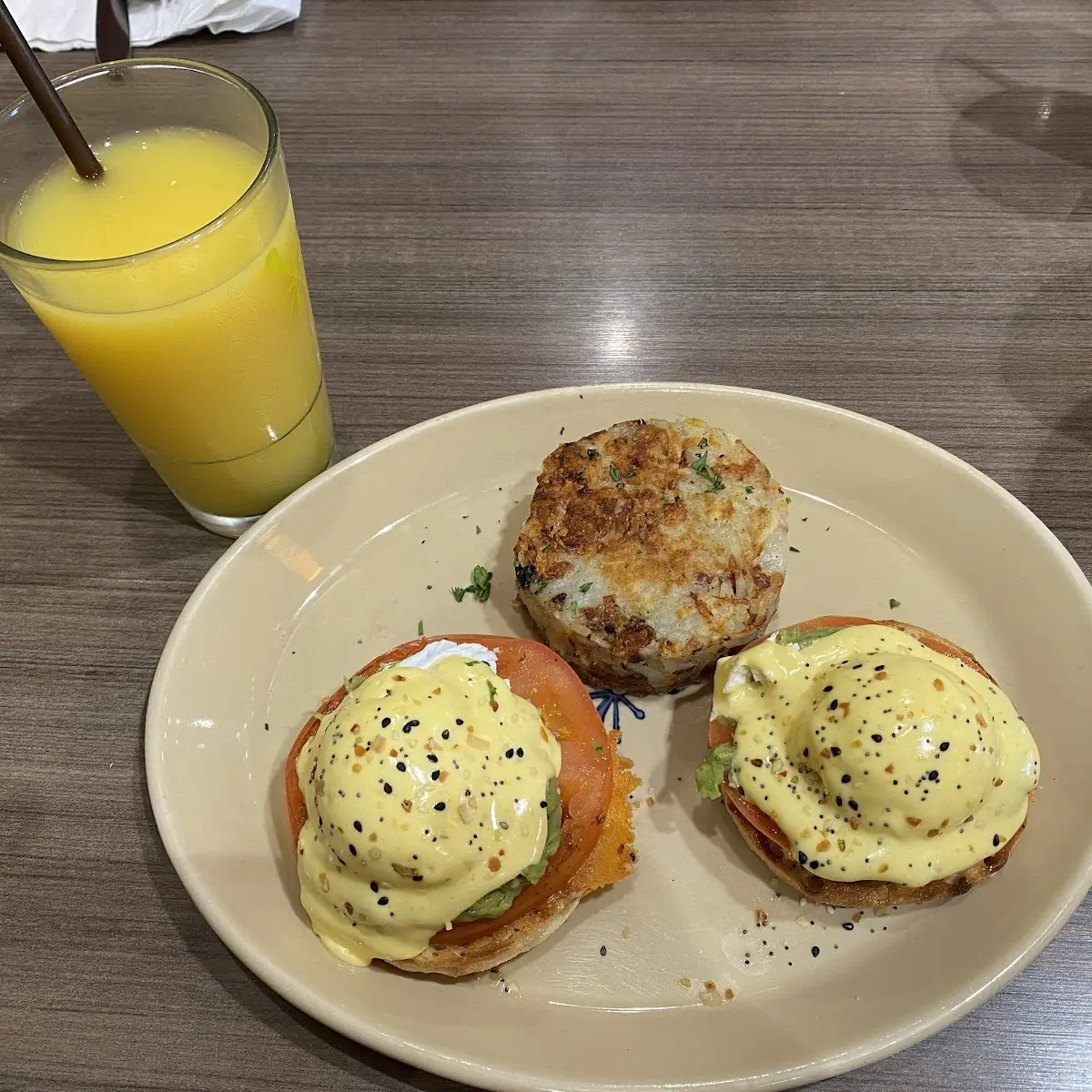 Smashed Avocado Benny
