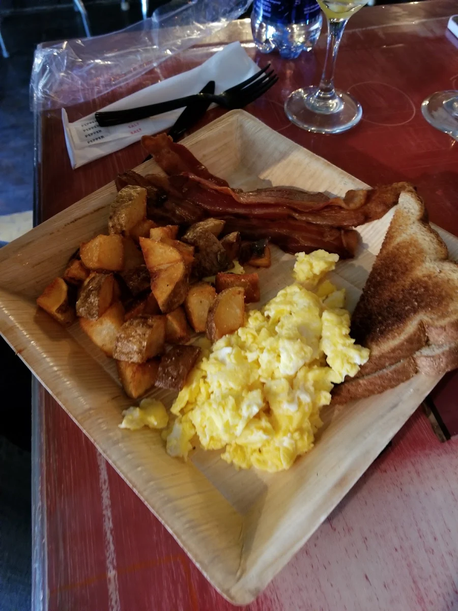 Scrambled Eggs with Bacon and Fried Potatoes