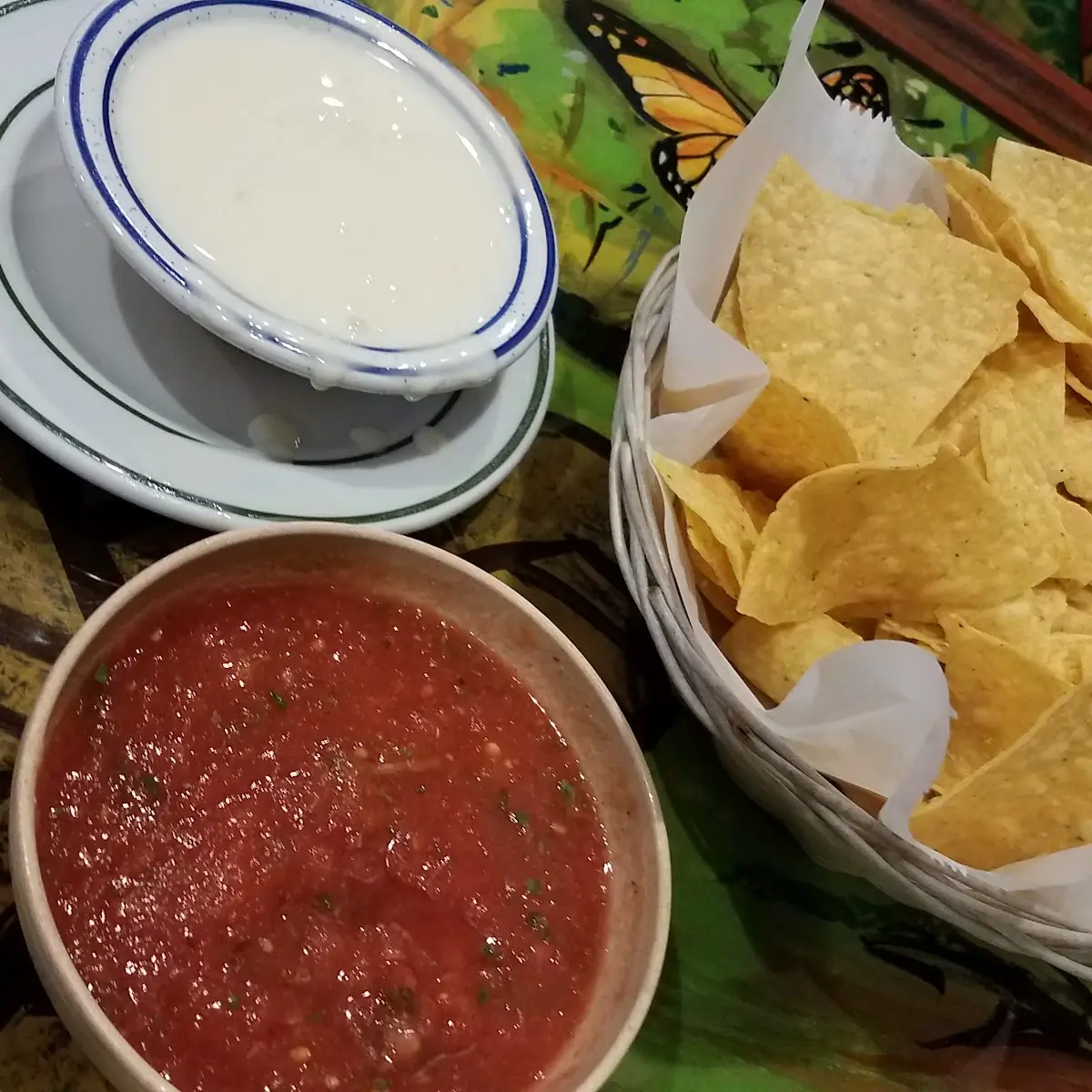 Chips Salsa Cheese Dip