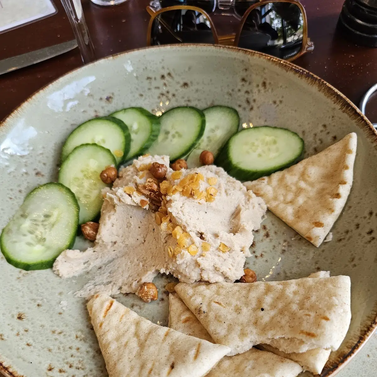 Hummus Plate