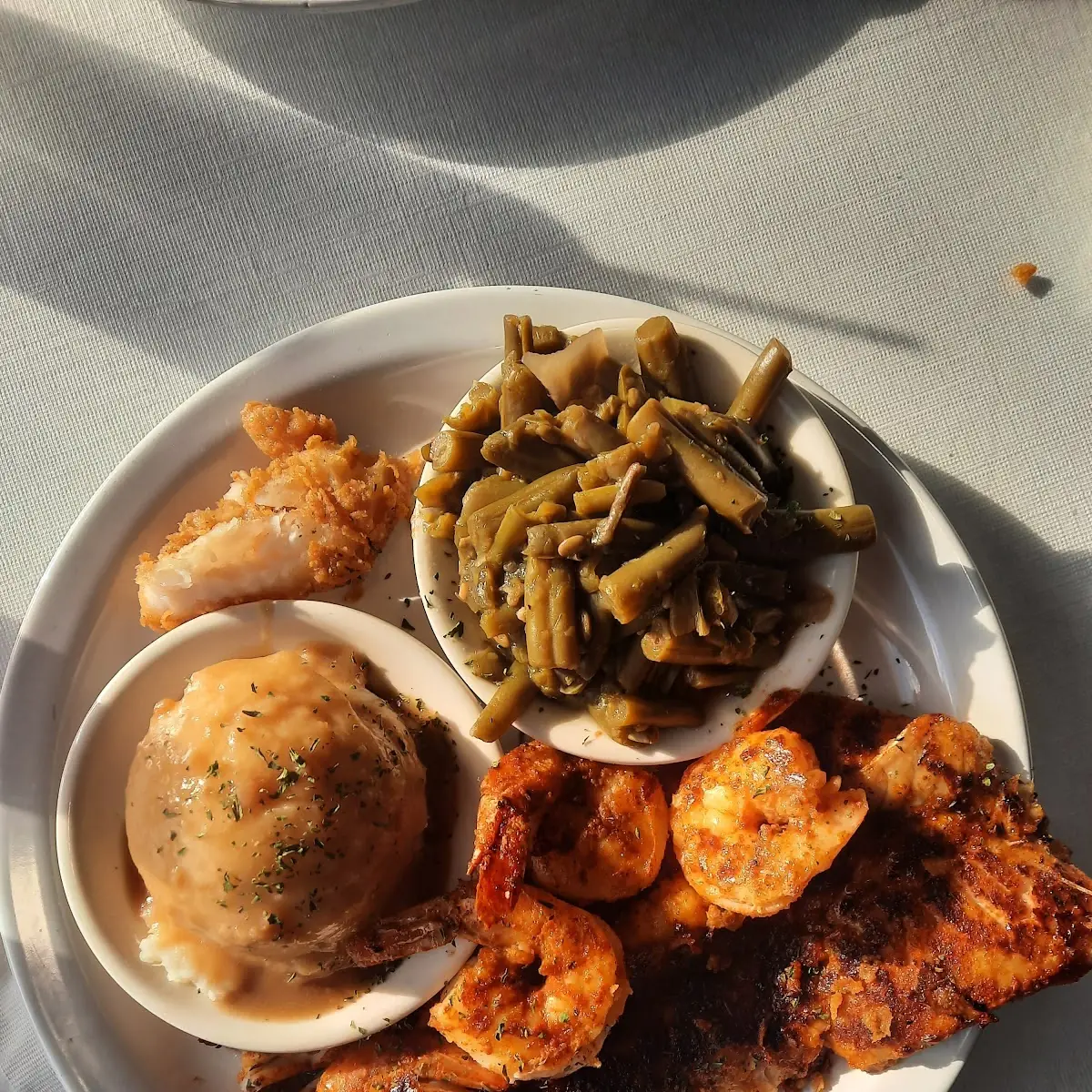 Catfish Platter w 2 Sides