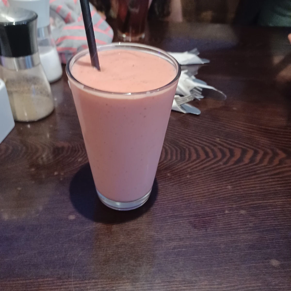 Strawberry Smoothie, 506 All Day Grill