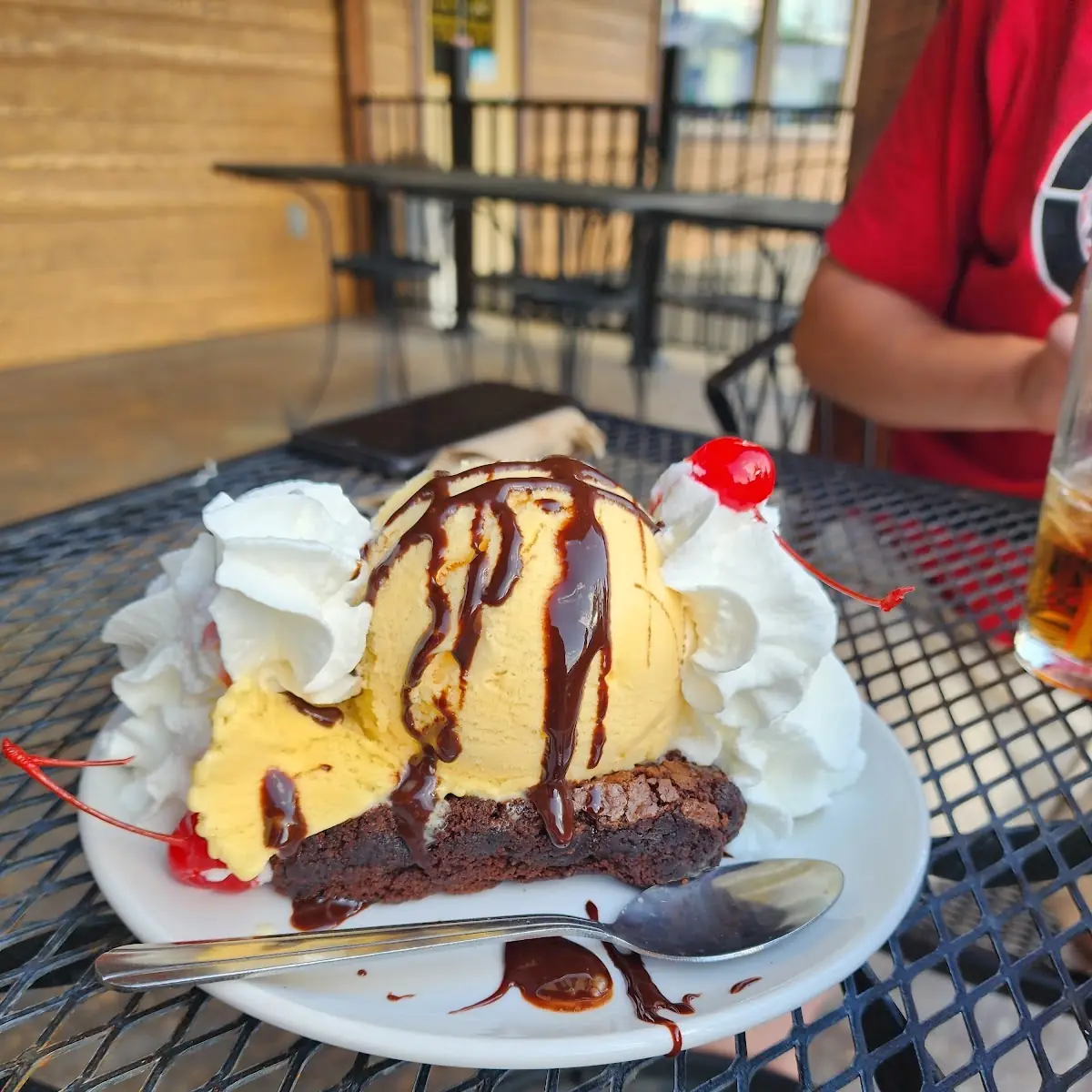Brownie Sundae