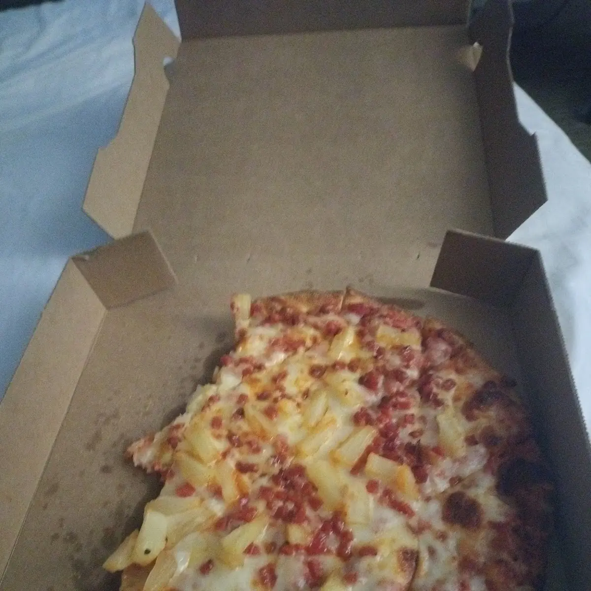 Hawaiian Pizza