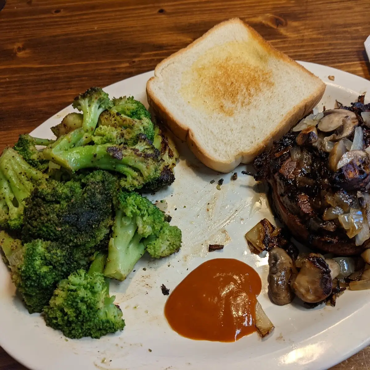 Filet Mignon with Grilled Broccoli