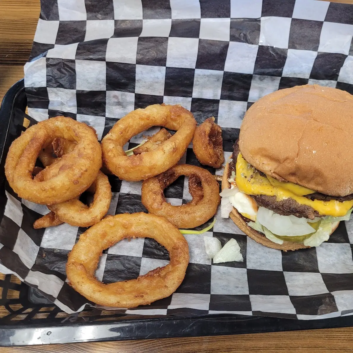 Jumbo Cheeseburger with Onion Rings