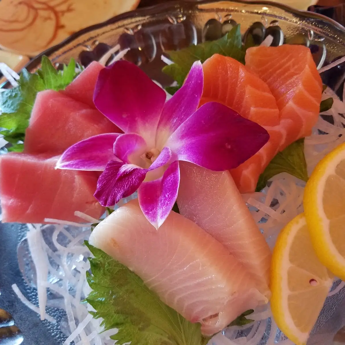 12pcs Sashimi Combo