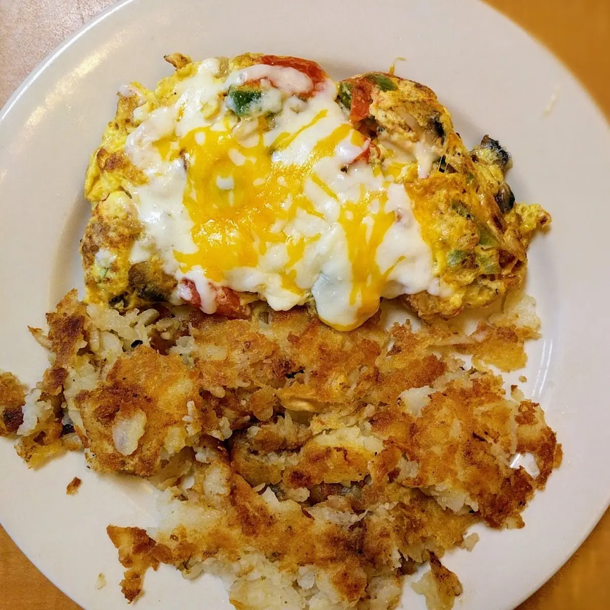 Veggie Omelets with Hash Browns