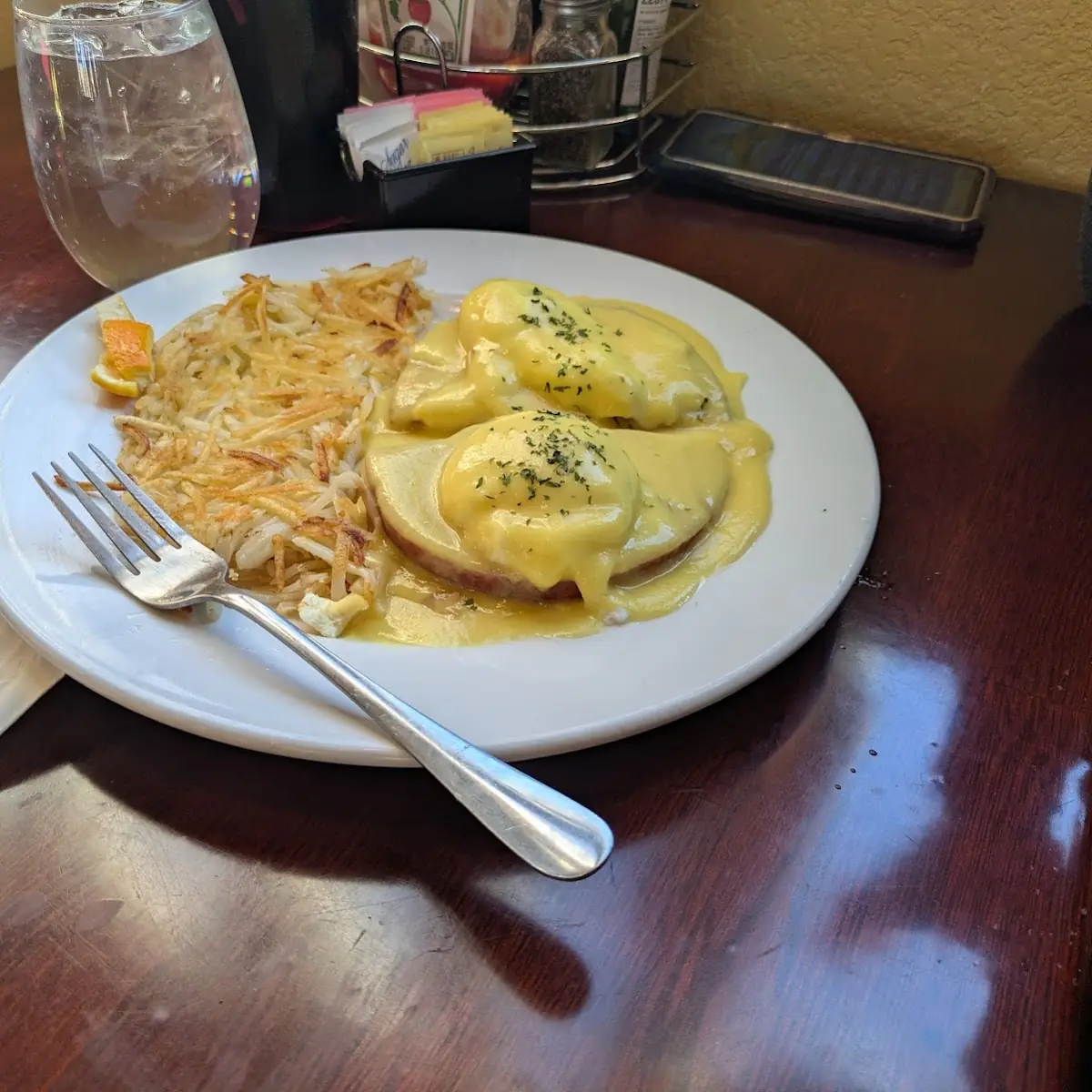 Country Benedict