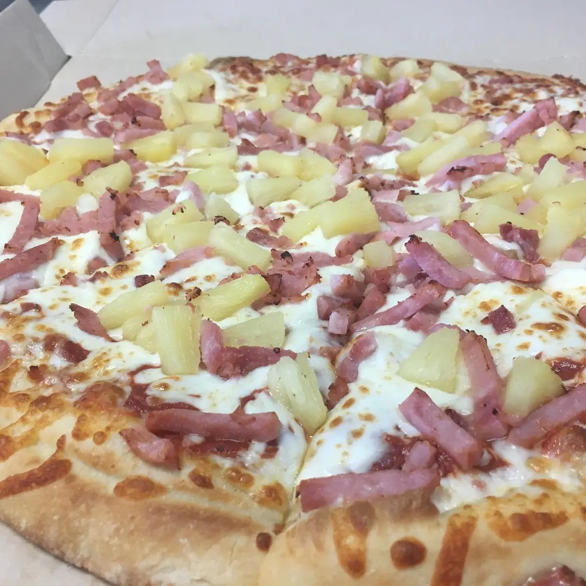 Hawaiian Pizza