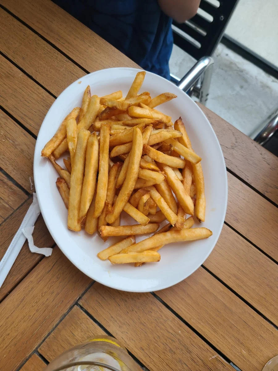 Oarsman Fries, The Loyal Oarsman