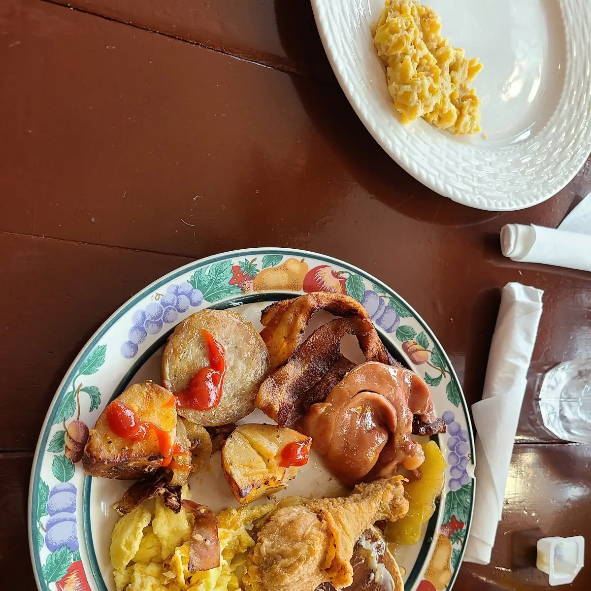 Country Ham & Biscuit
