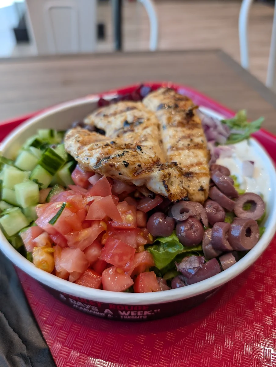Bol Poulet Grillé, Poulet Rouge