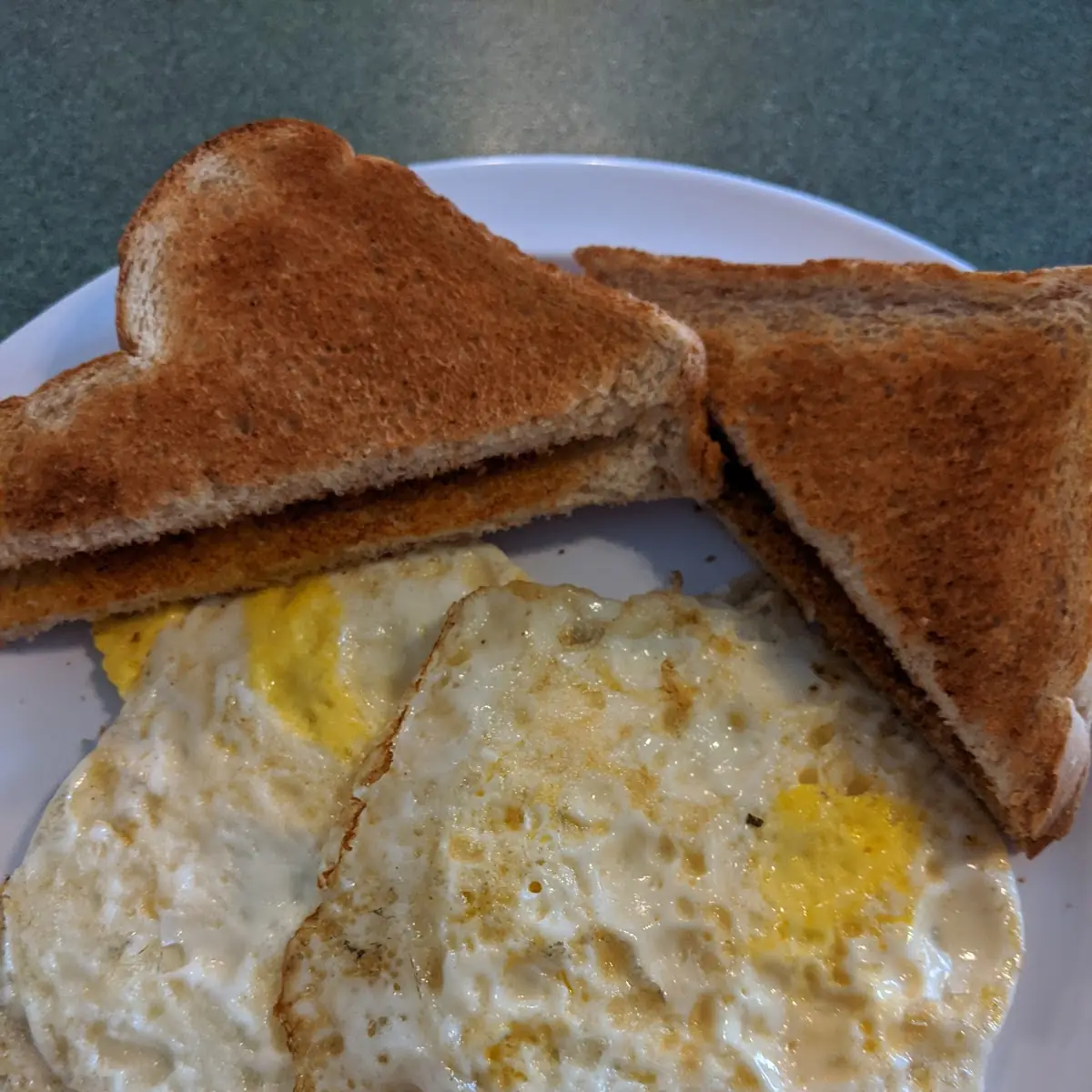 Egg Breakfast Sandwich