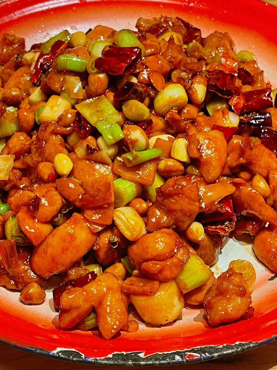 Kung Pao Chicken w Peanuts, Ban Bu Xian Szechuan Cuisine Downtown 半步仙小酒馆（温哥华市中心店）