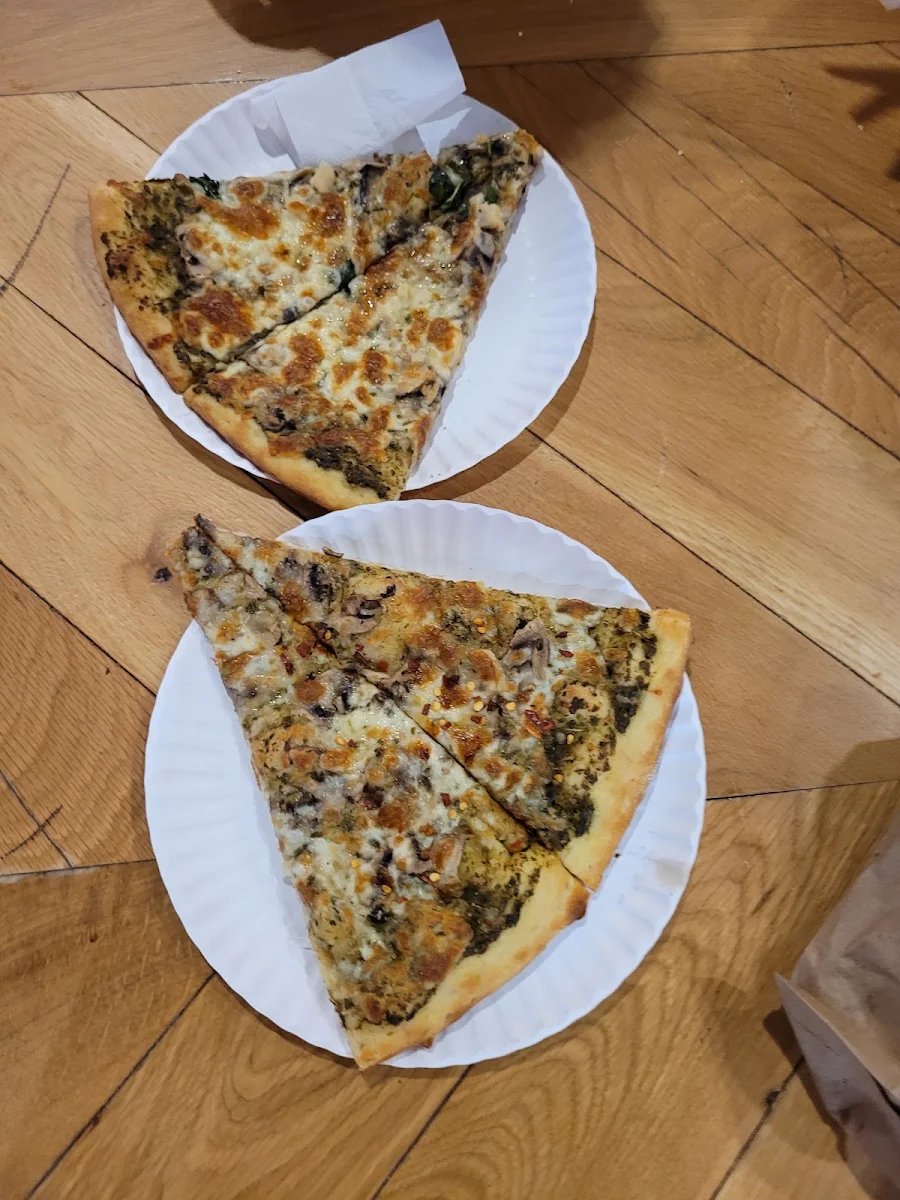 Mushroom Pizza, St Lawrence Pizza & Pasta