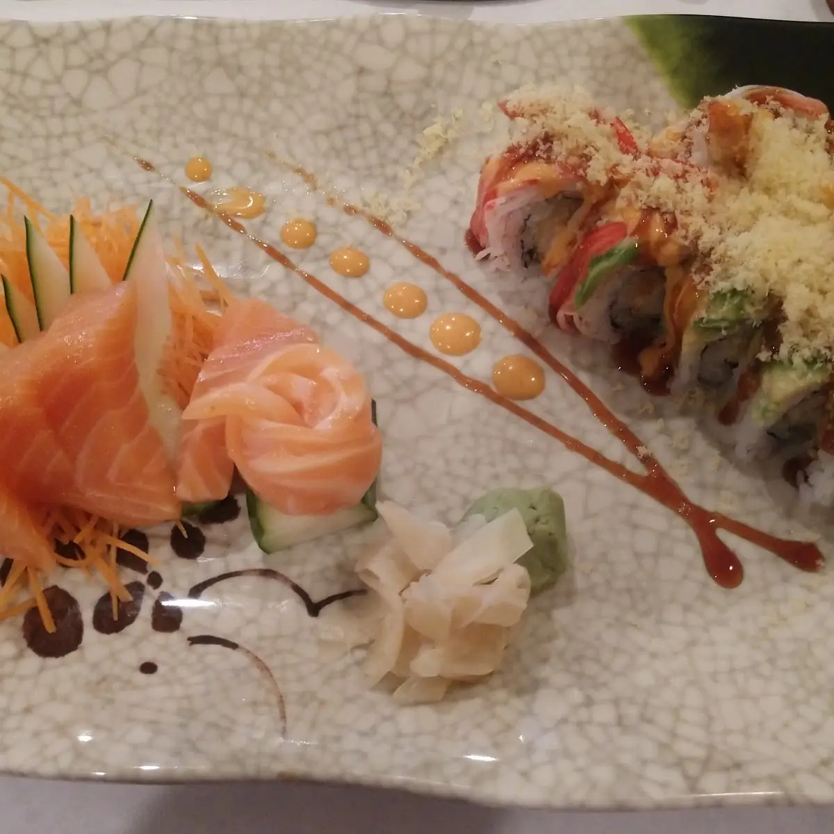 Salmon Sashimi & Roll