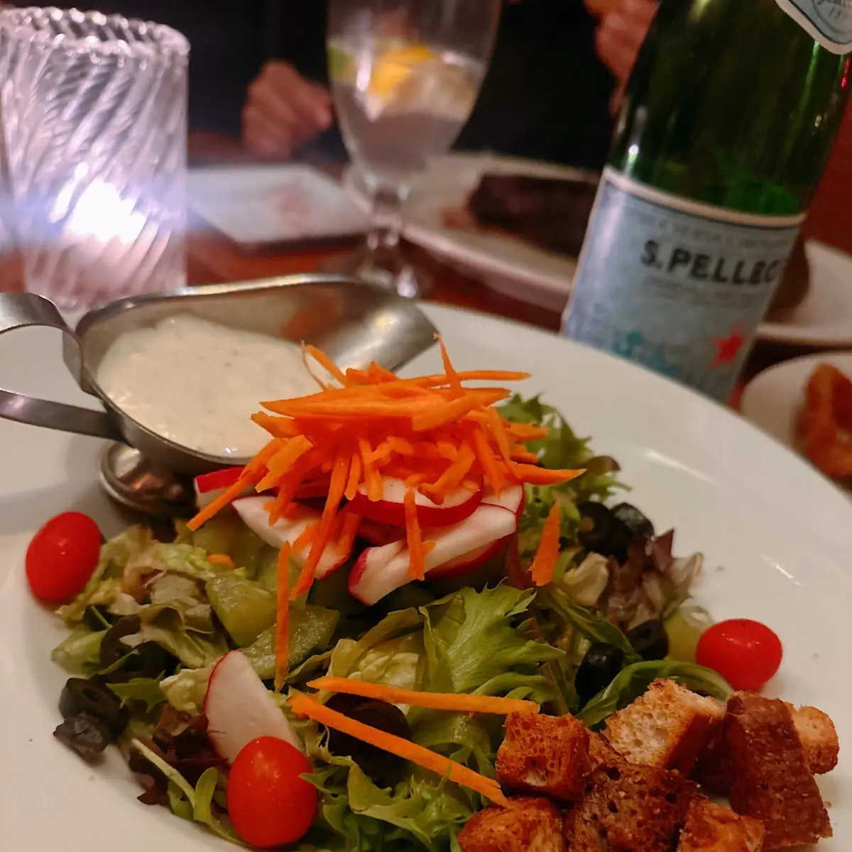 Rd House Salad