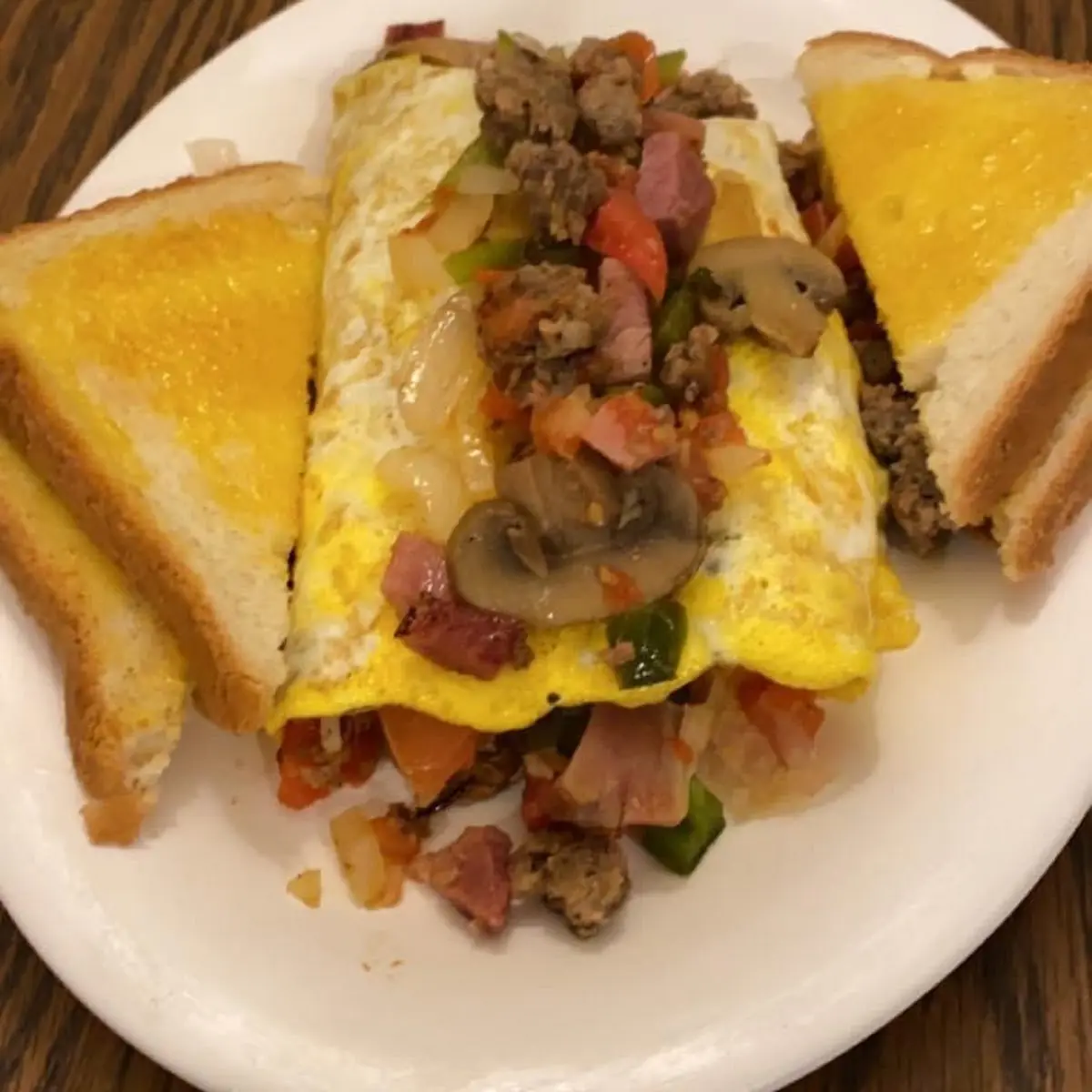 Western Omelette and Toast