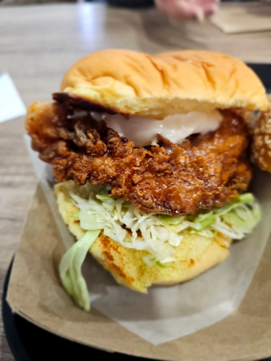 The Jabs Chicken Sandwich, JABS - St Clair West