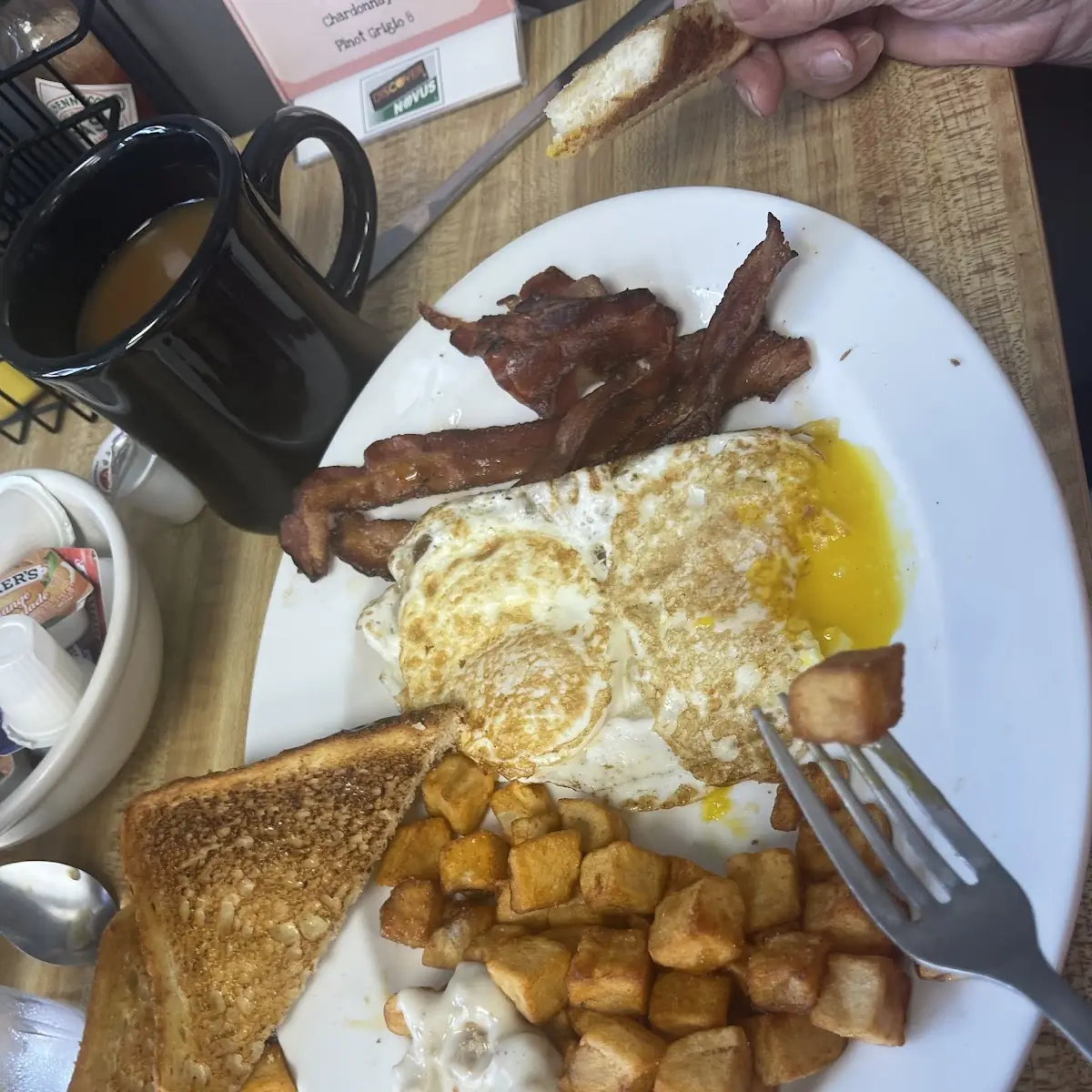 2 Eggs Home Fries & Toast