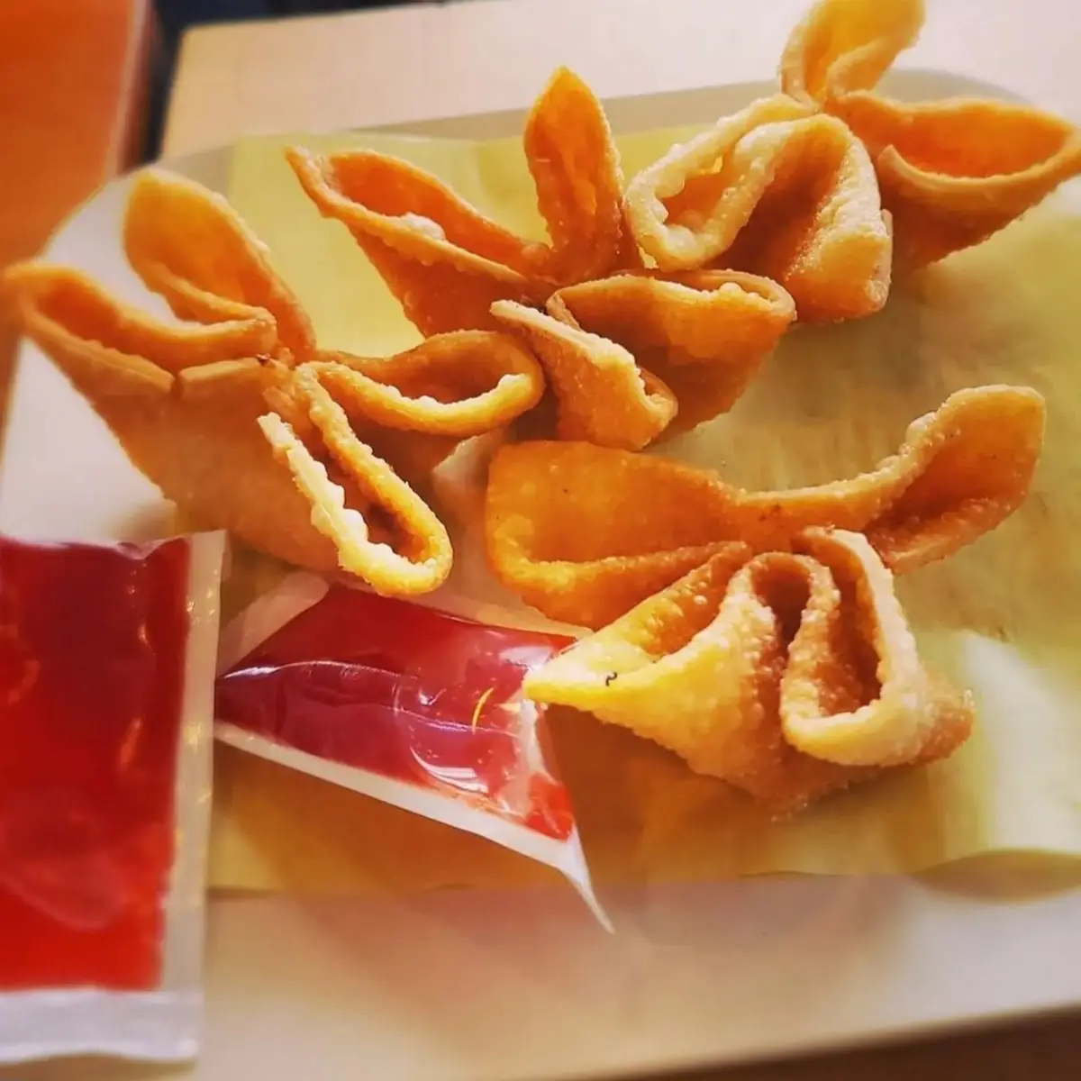 Crab Cheese Wontons 4 pcs