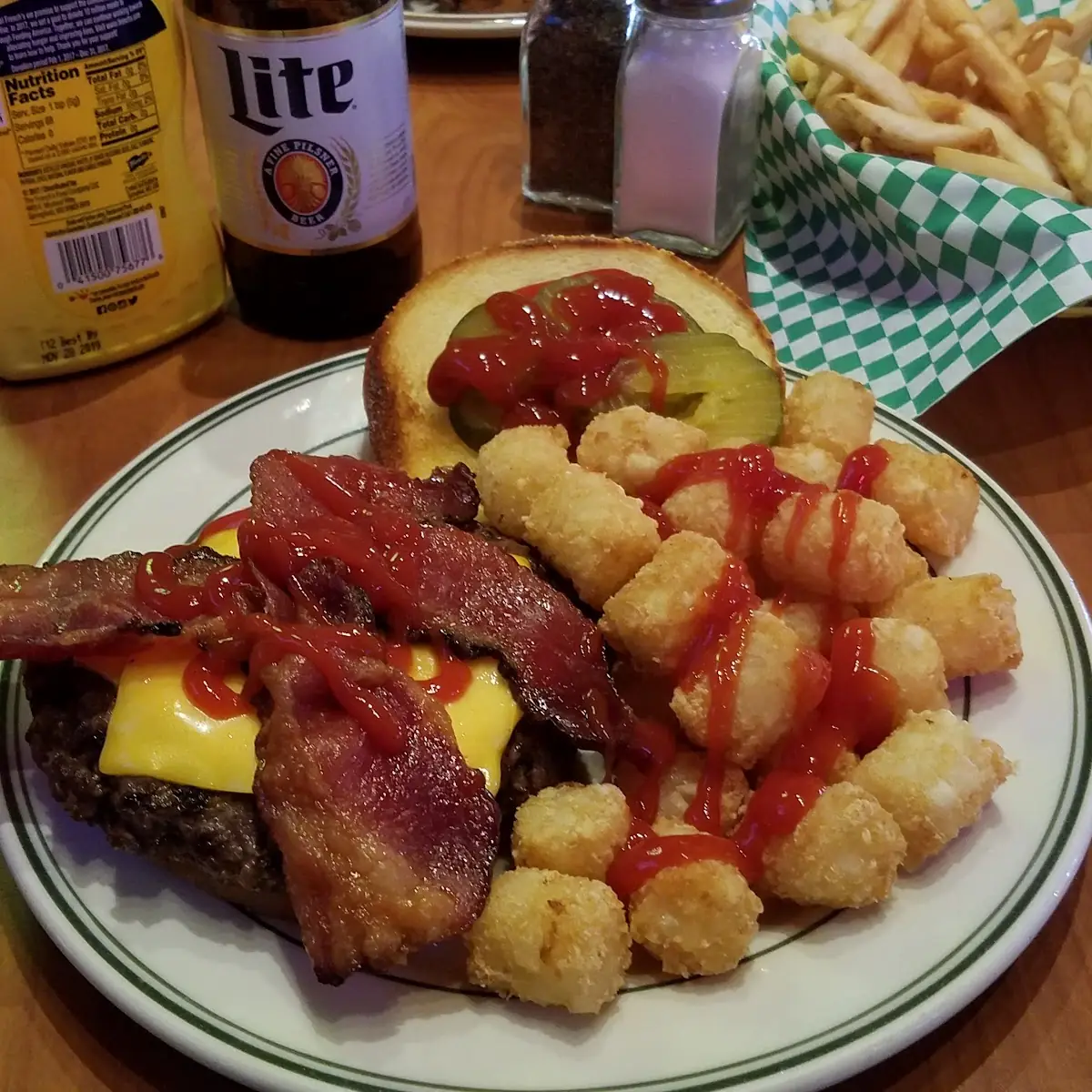 Bacon Cheeseburger