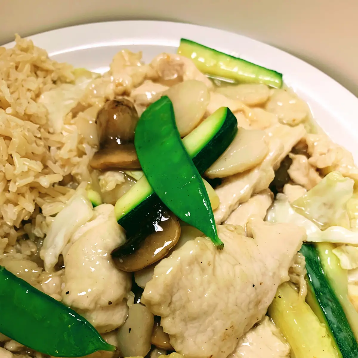 Moo Goo Gai Pan Chicken