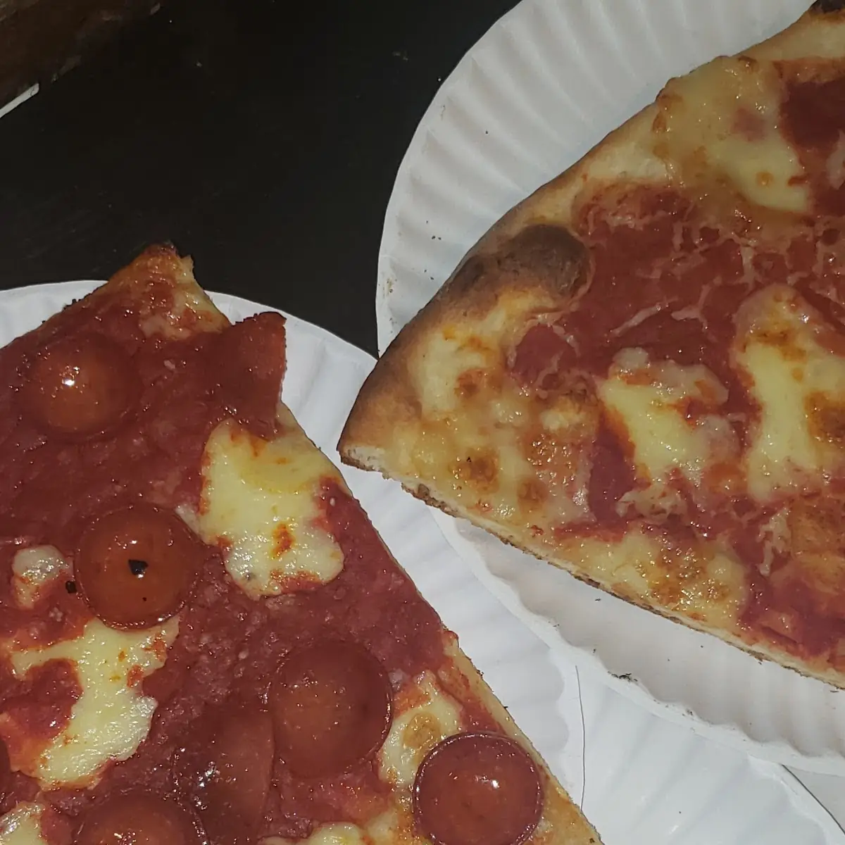 Pepperoni Pizza Slice