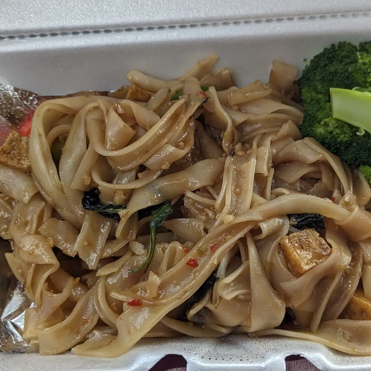 Pad See EW Chicken Pad Thai