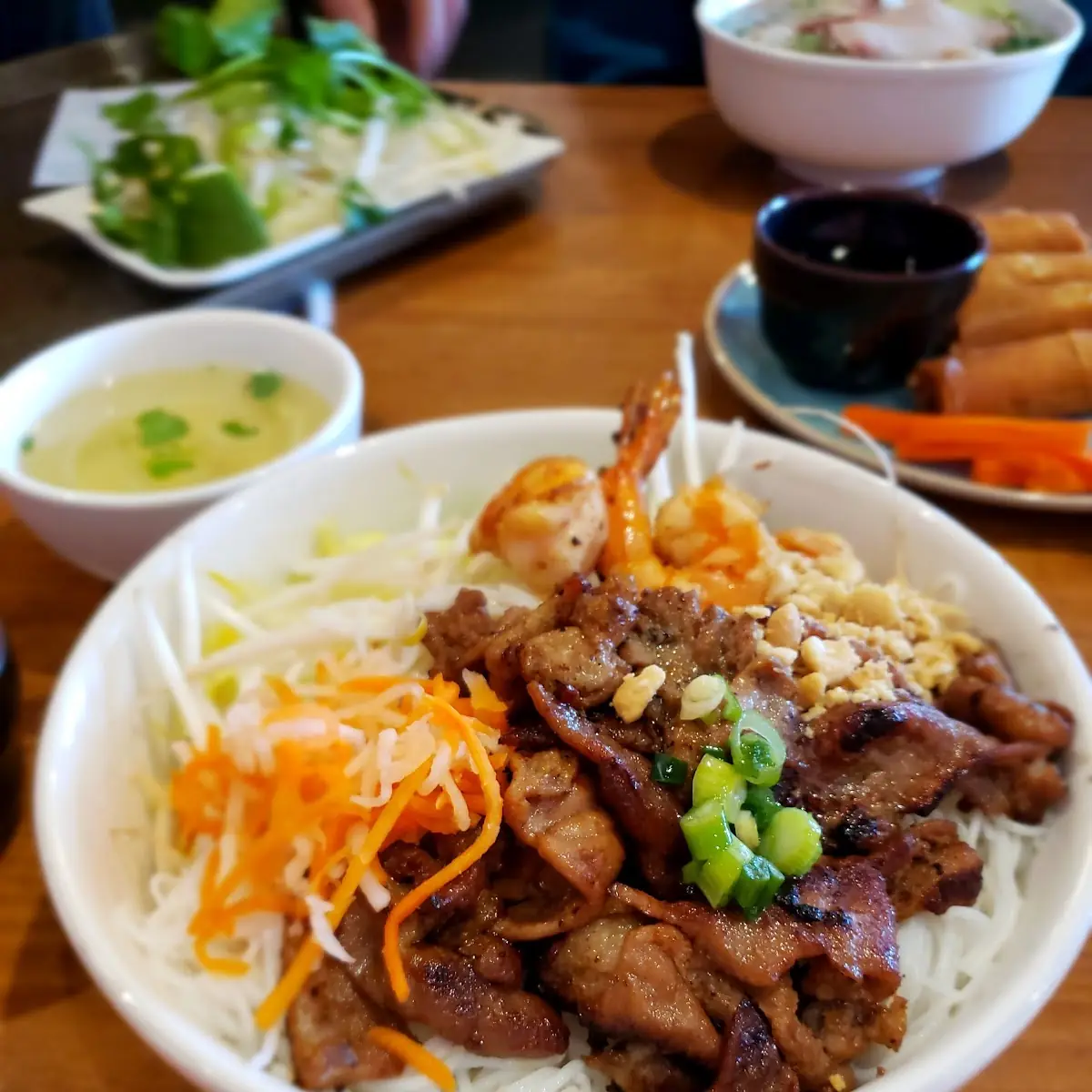 Vermicelli with Grilled Chicken and Egg Roll
