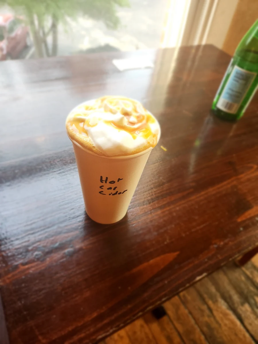 Hot Caramel Apple Cider