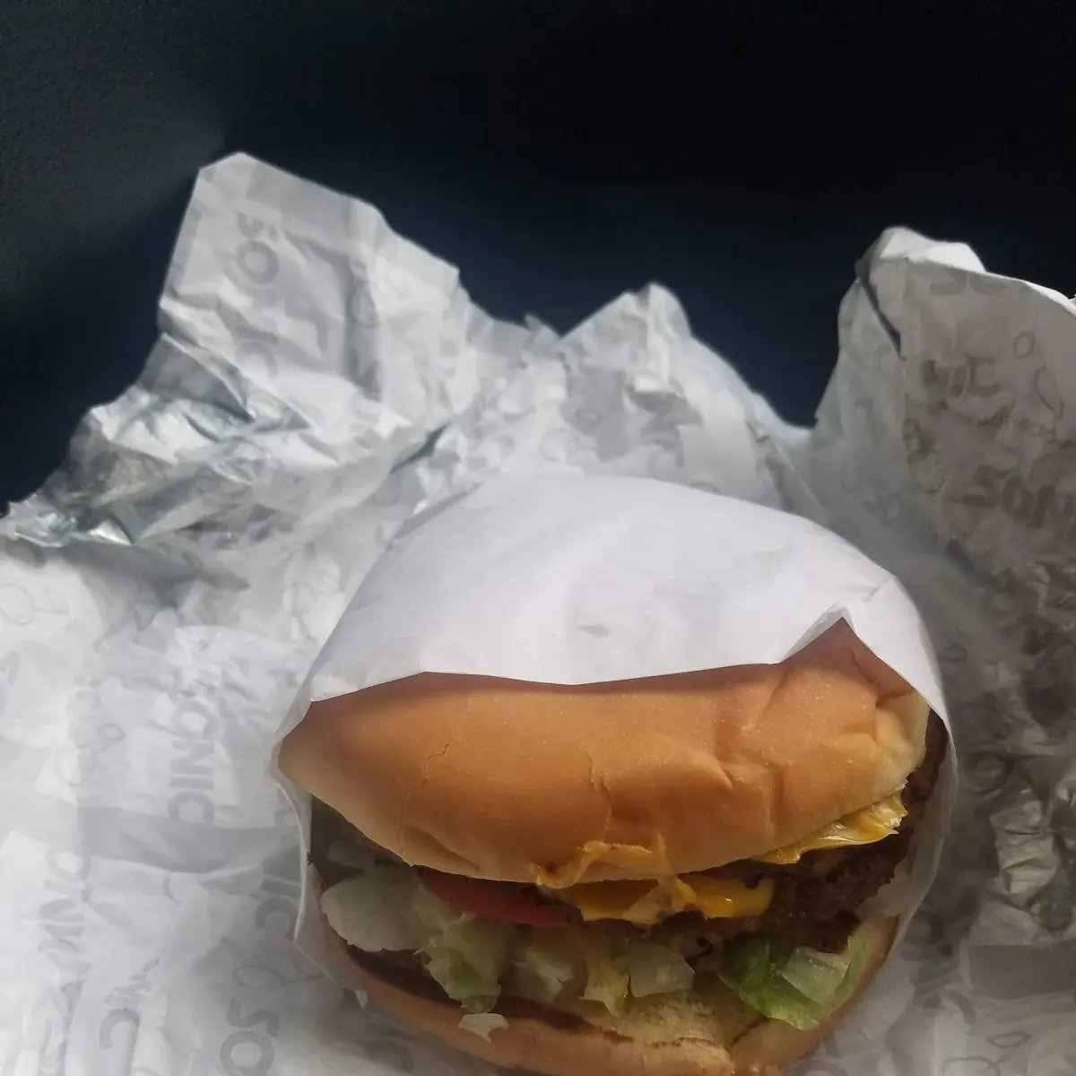 Sonic Cheeseburger with Mayonnaise and Barbecue Sauce