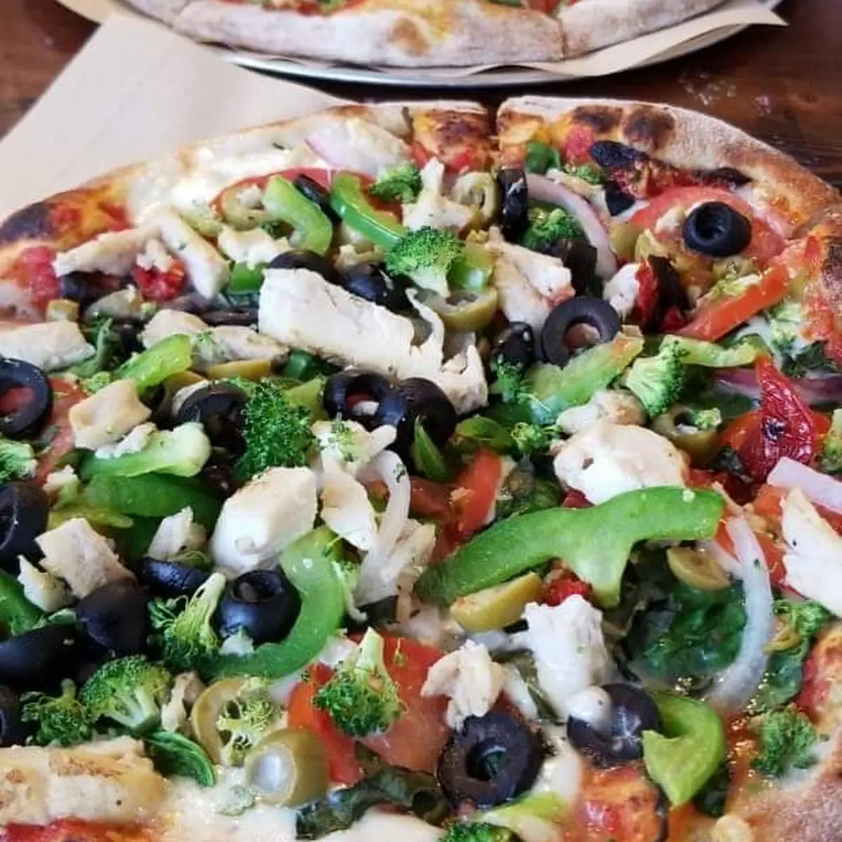 Lineage Supreme Pizza