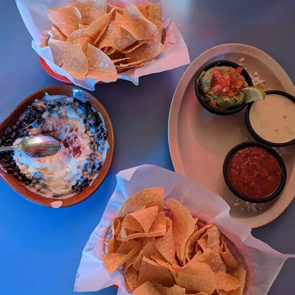 Q Queso Blanco w Chips