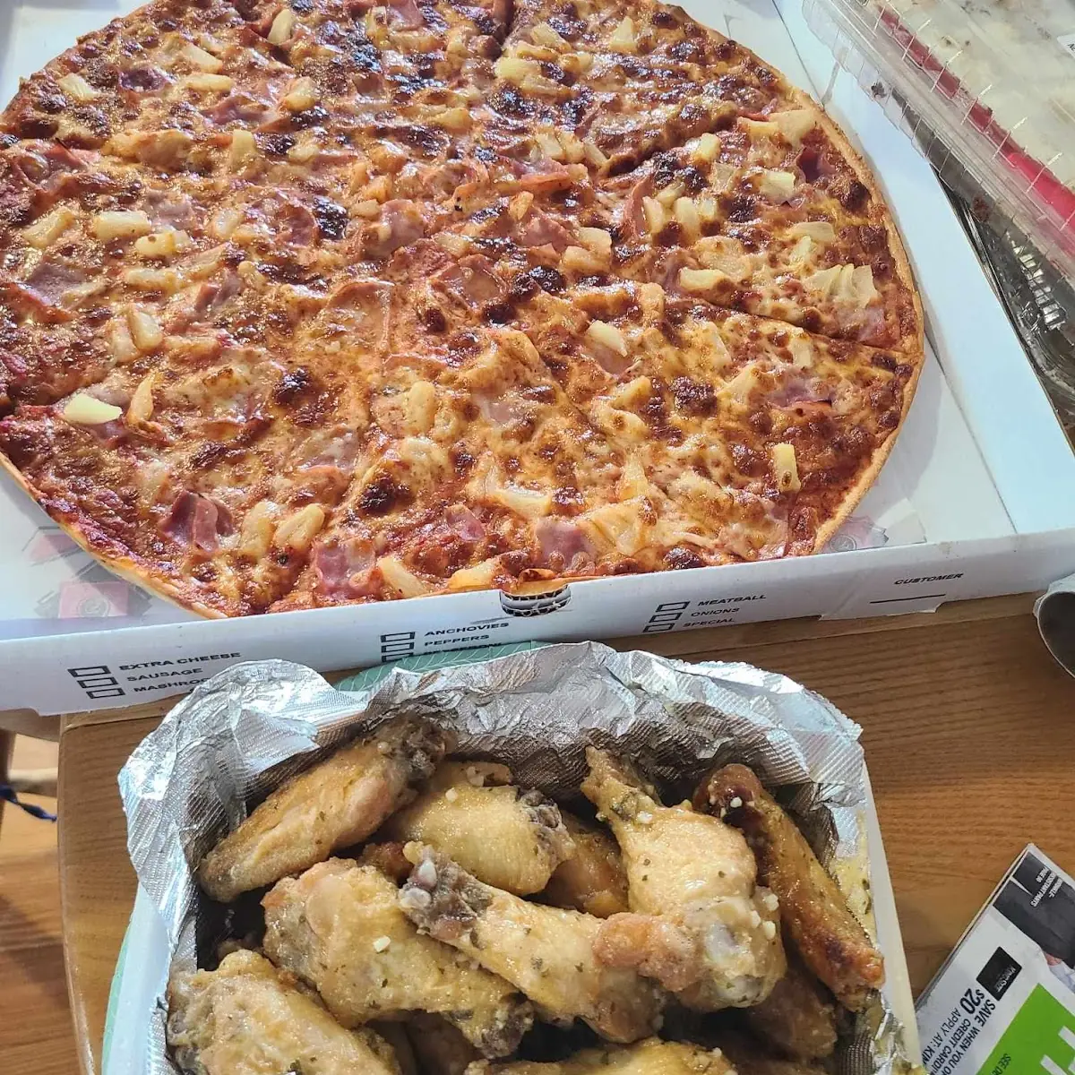 16" 1/2 & 1/2 White Pizza