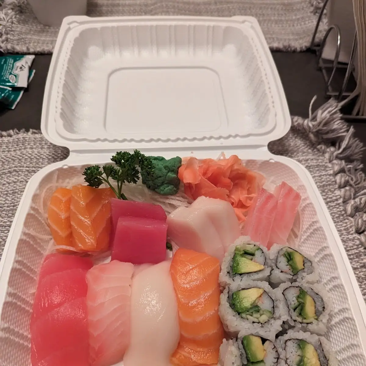 Sushi Sashimi Combo