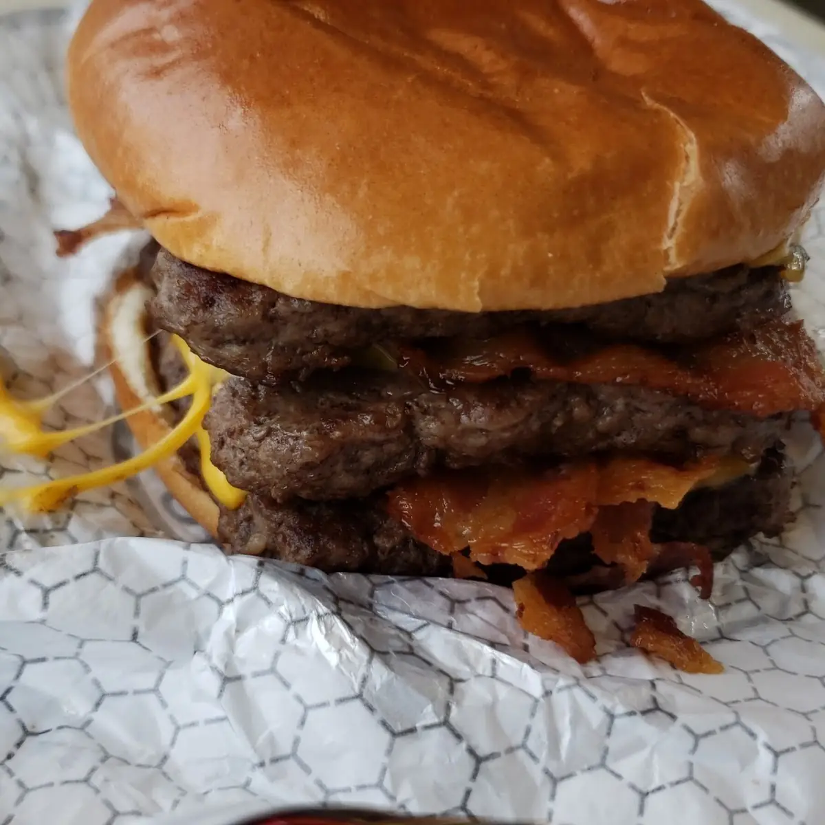 Bacon Cheddar Cheeseburger
