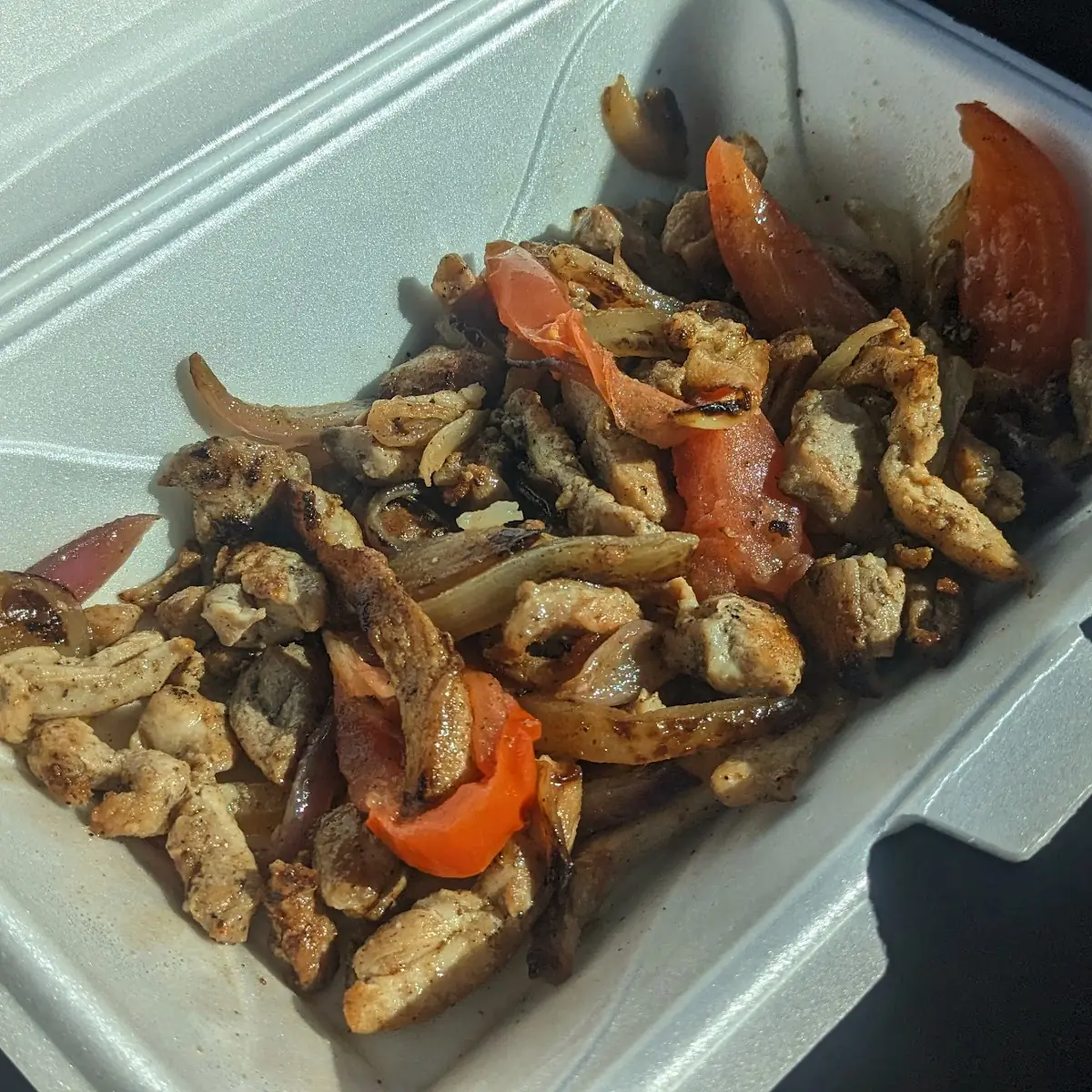 Pollo Saltado