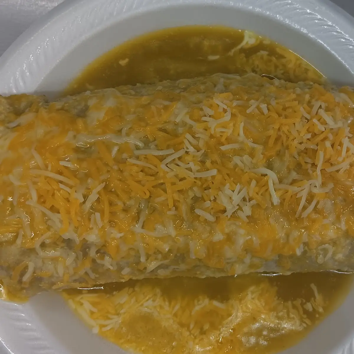 Burrito En Salsa Verde