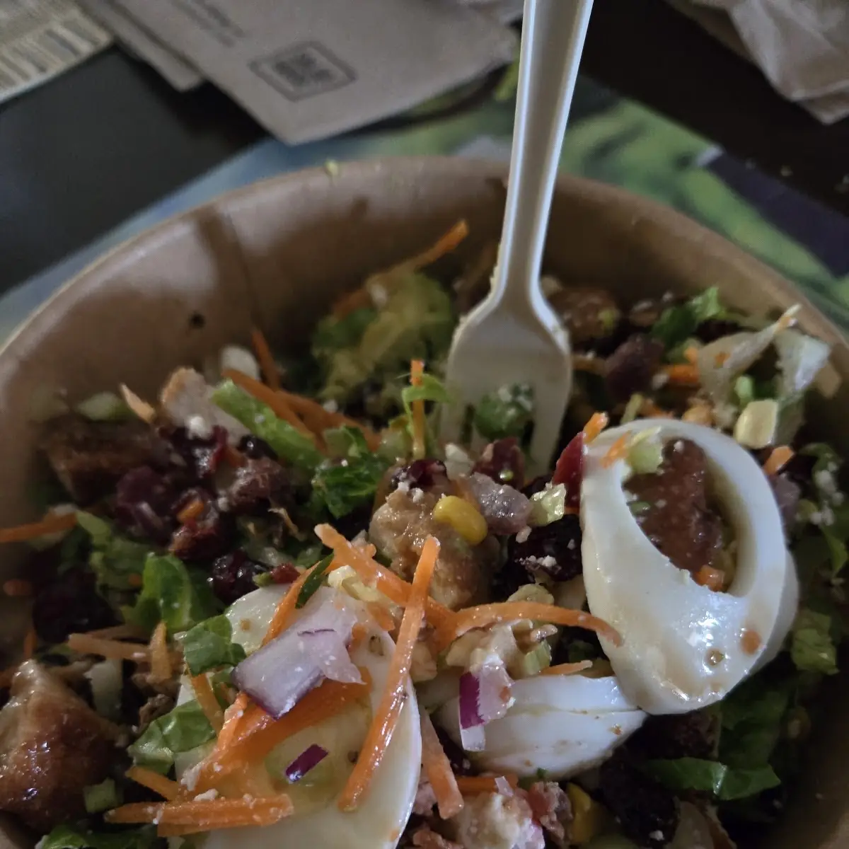 Romaine Salad with Mixed Veggies Agg and Chicken