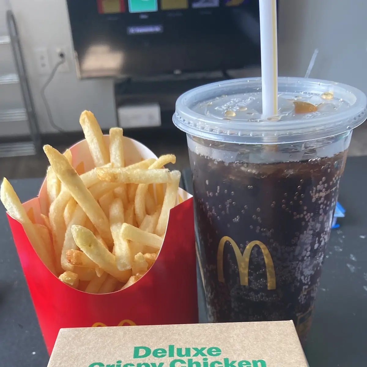 Deluxe Crispy Chicken Sandwich