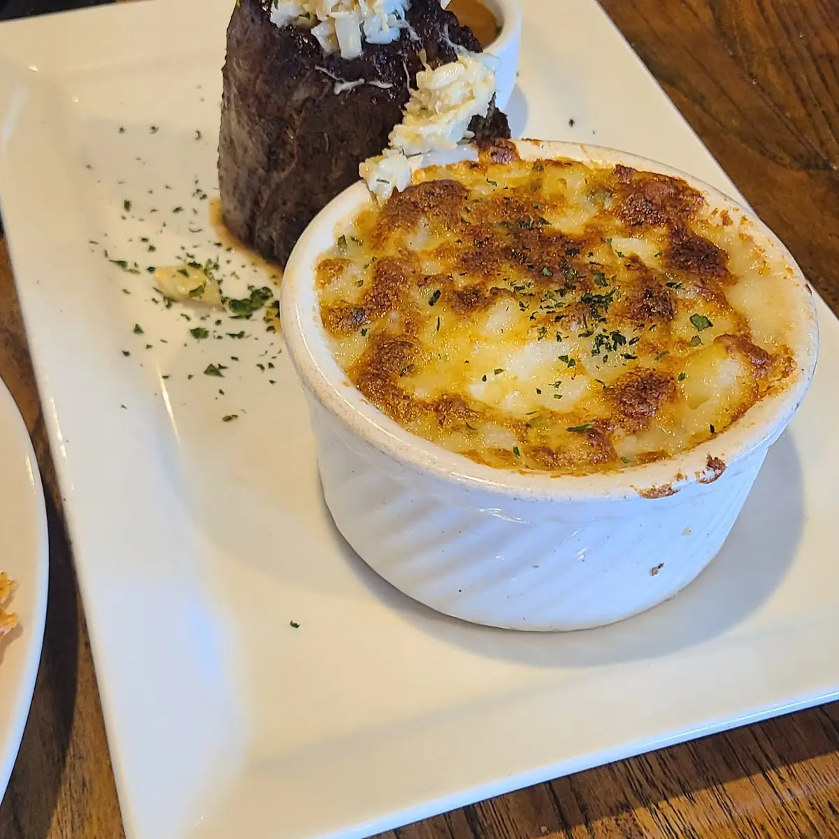 Filet Mignon Lump Crab Meat