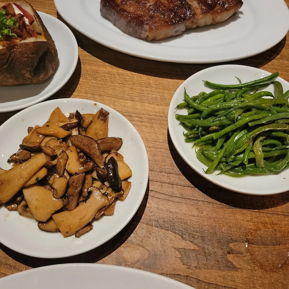 Roasted Mushrooms & Green Beans
