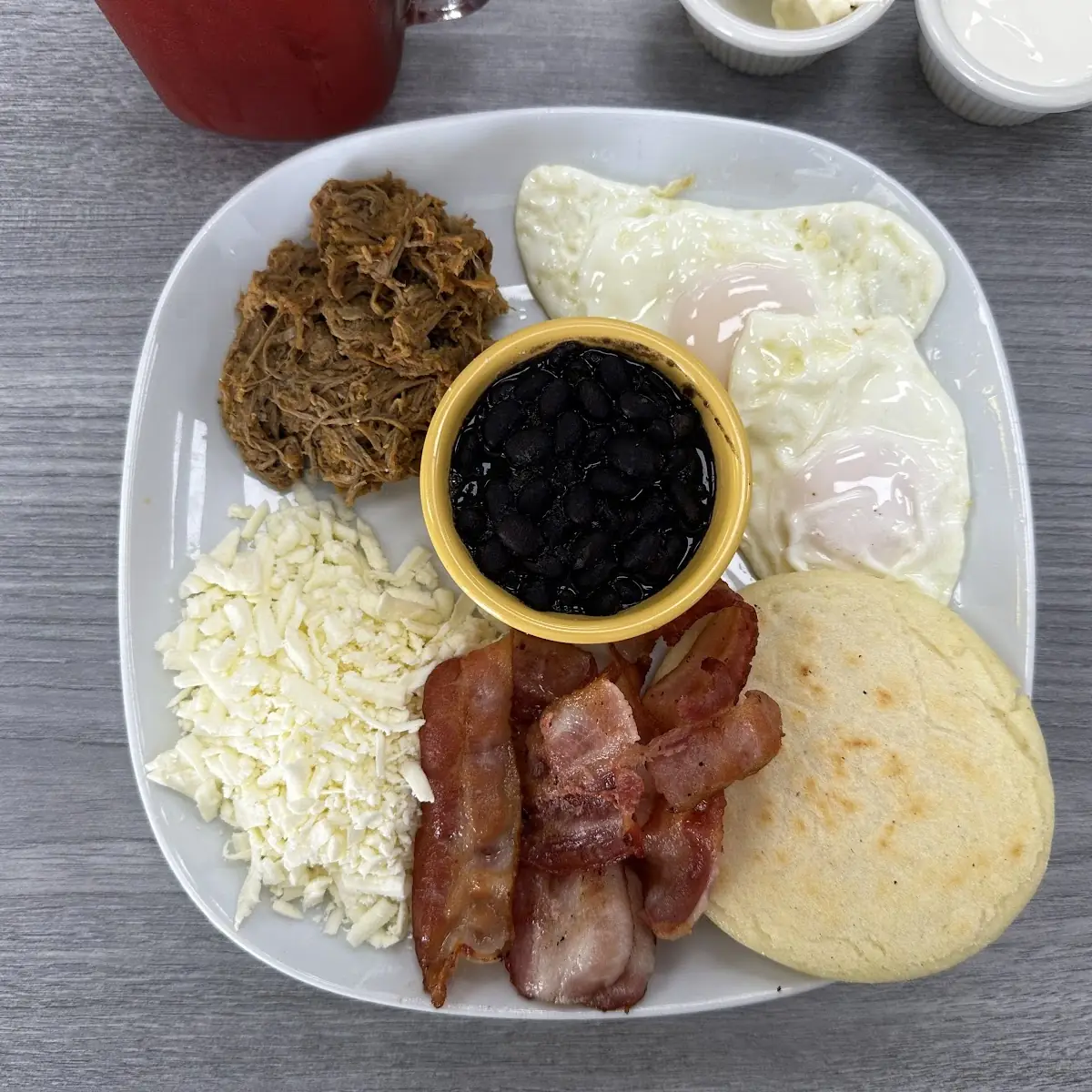 Desayuno Criollo Con Bacon
