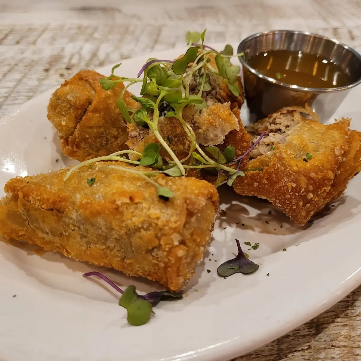 Hen Egg Roll