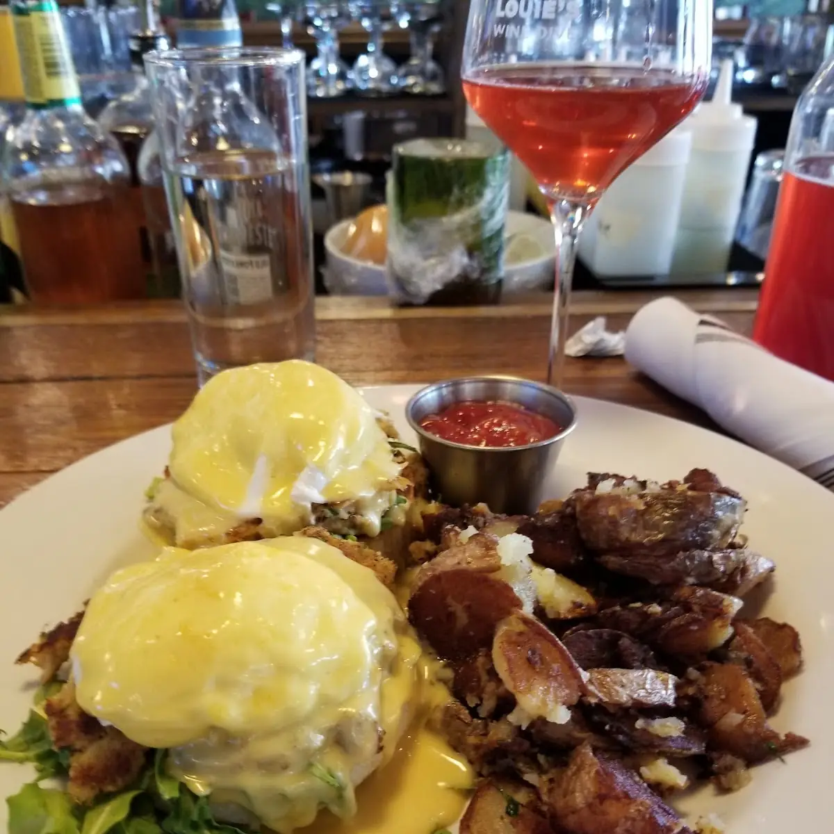 Crab Cake Benedict
